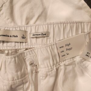NWT Abercrombie & Fitch White High-Rise Baggy Trousers